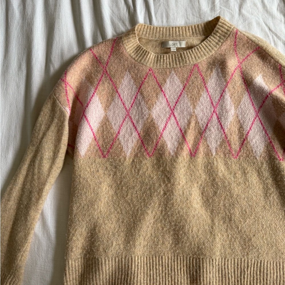 Cozy Beige Argyle Sweater